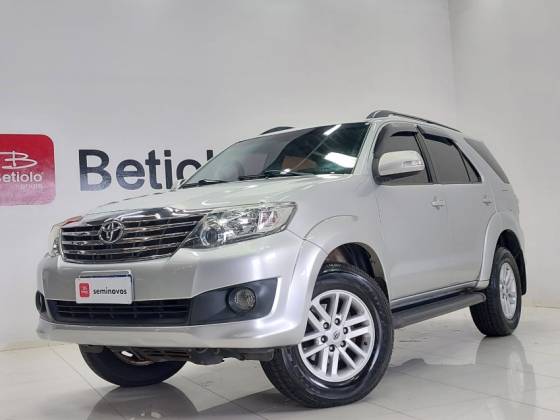 TOYOTA HILUX SW4 2.7 SR 4X2 16V FLEX 4P AUTOMÁTICO